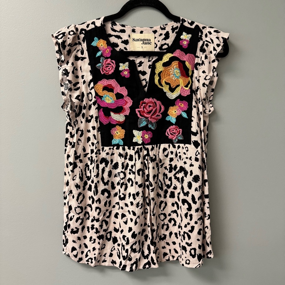 Savanna Jane Black and Cream Leopard Print Top